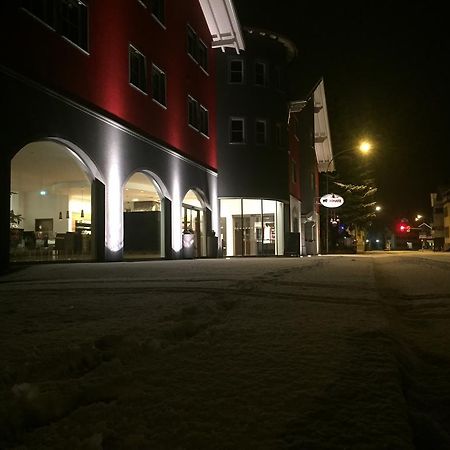 Hotel Café Schatz Hohenems Esterno foto