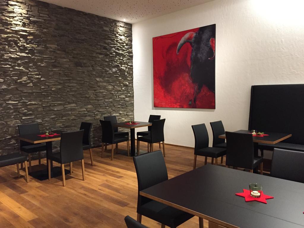 Hotel Café Schatz Hohenems Esterno foto
