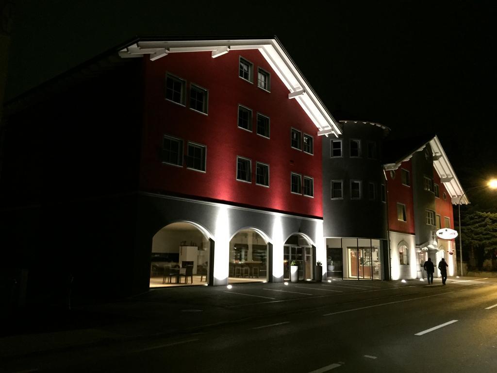 Hotel Café Schatz Hohenems Esterno foto